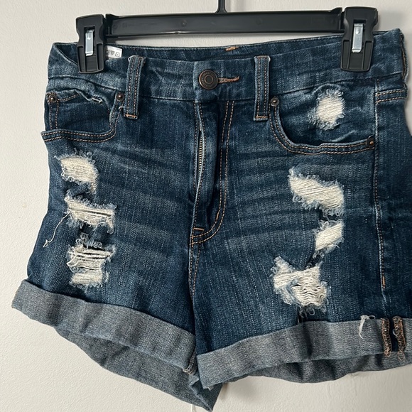 AERO denim shorts. High rise curvy MIDI-3” size 4 - Picture 1 of 6
